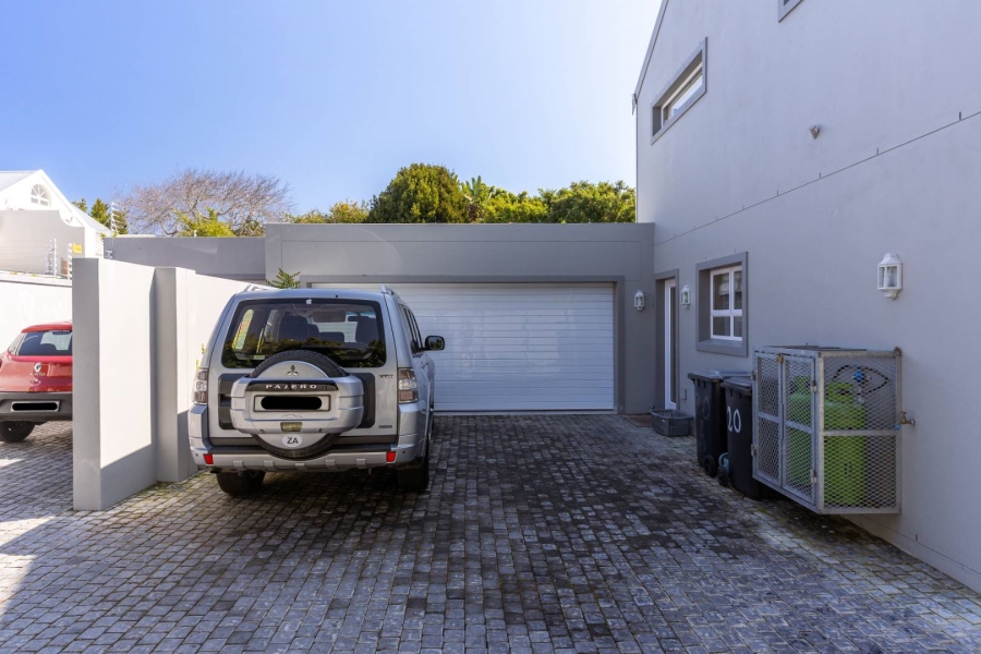 3 Bedroom Property for Sale in Constantia Western Cape